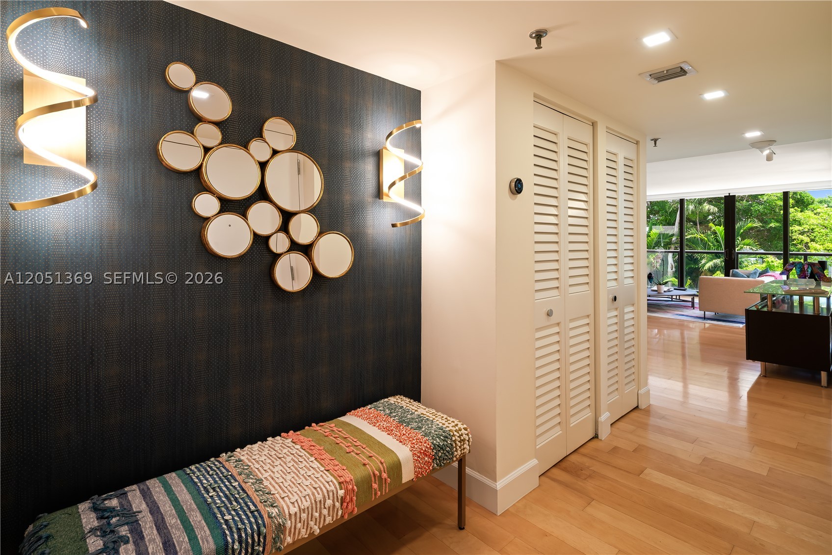 THE COCONUT GROVE BAYSHORE - Residential