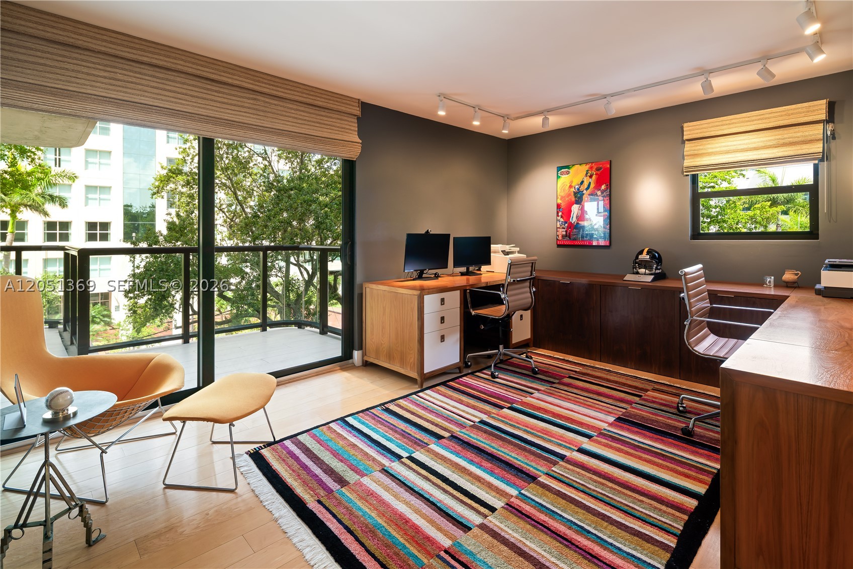 THE COCONUT GROVE BAYSHORE - Residential