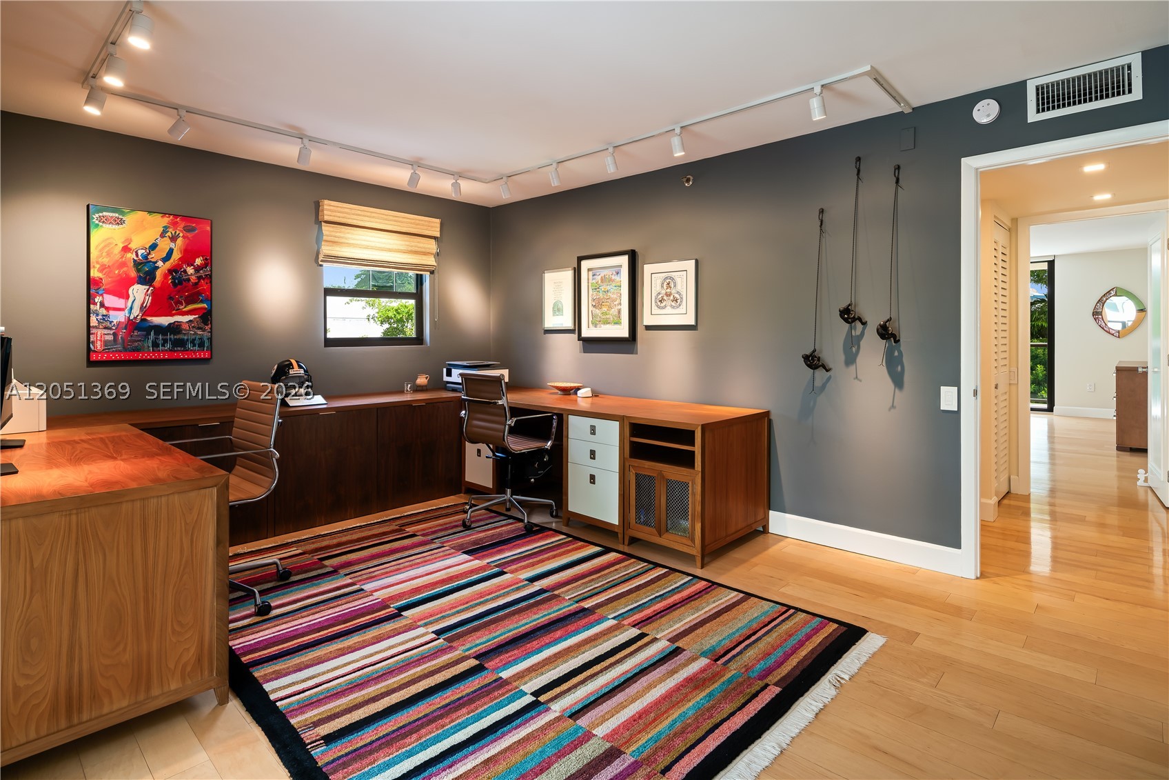 THE COCONUT GROVE BAYSHORE - Residential