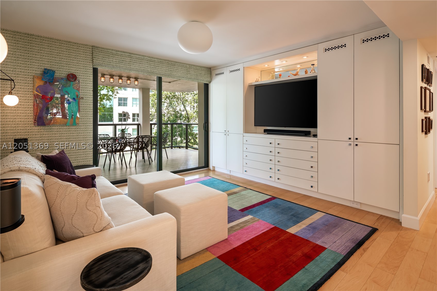 THE COCONUT GROVE BAYSHORE - Residential
