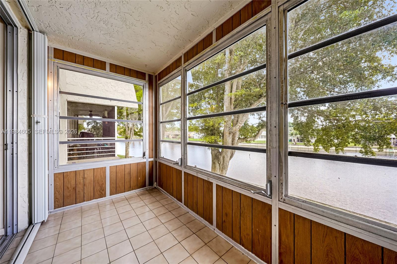 LIME BAY CONDOMINIUM 8 - Residential