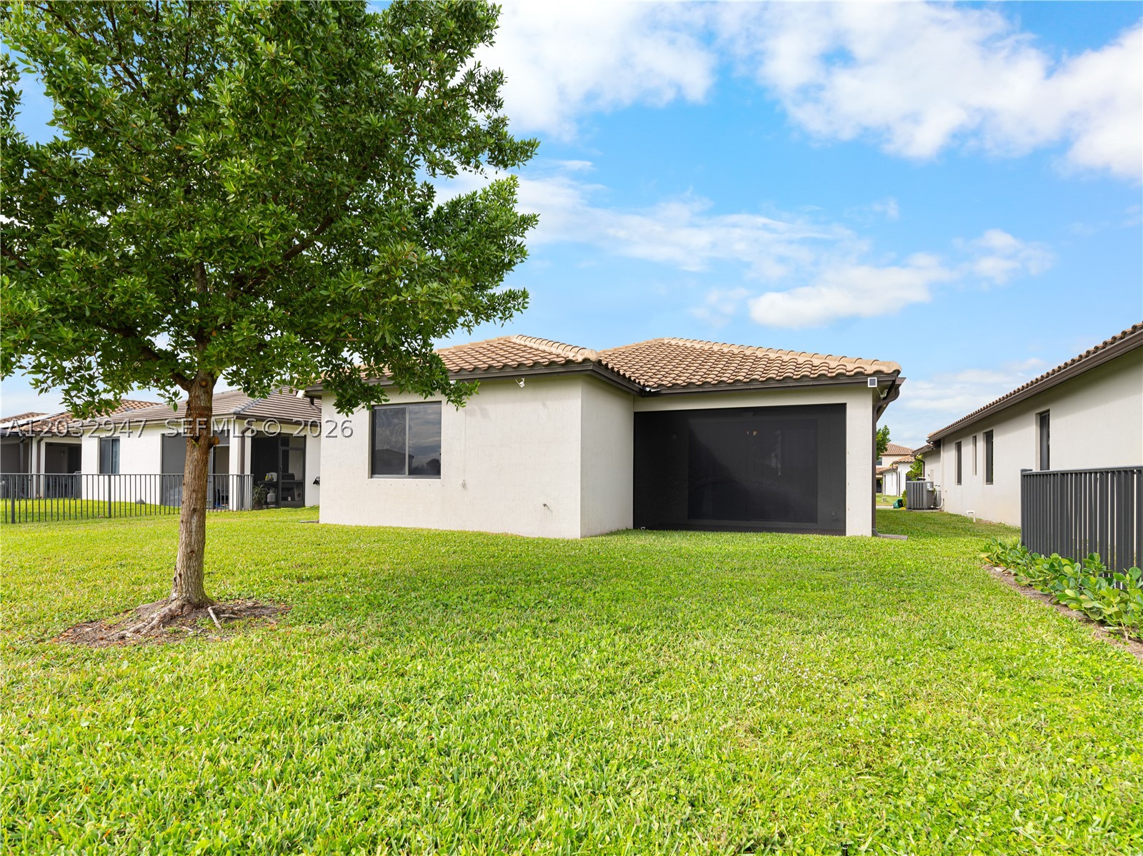 SINGLE FAMILY - Residential