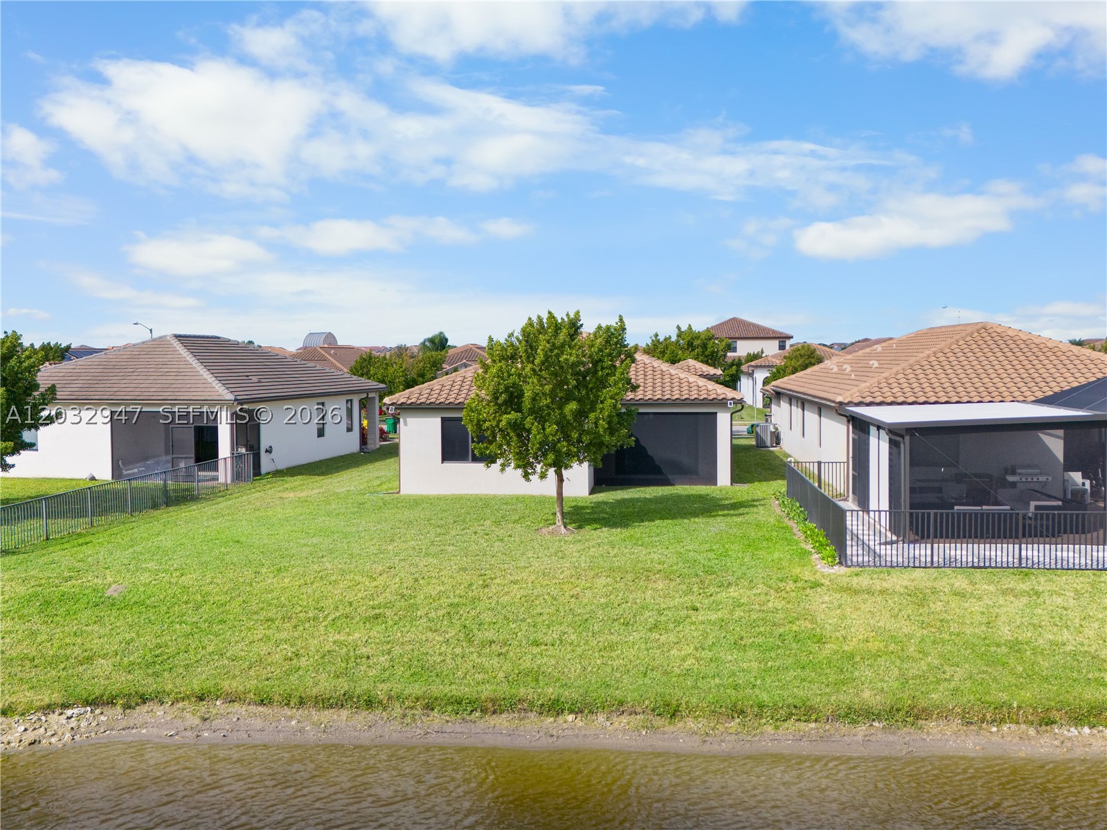 SINGLE FAMILY - Residential