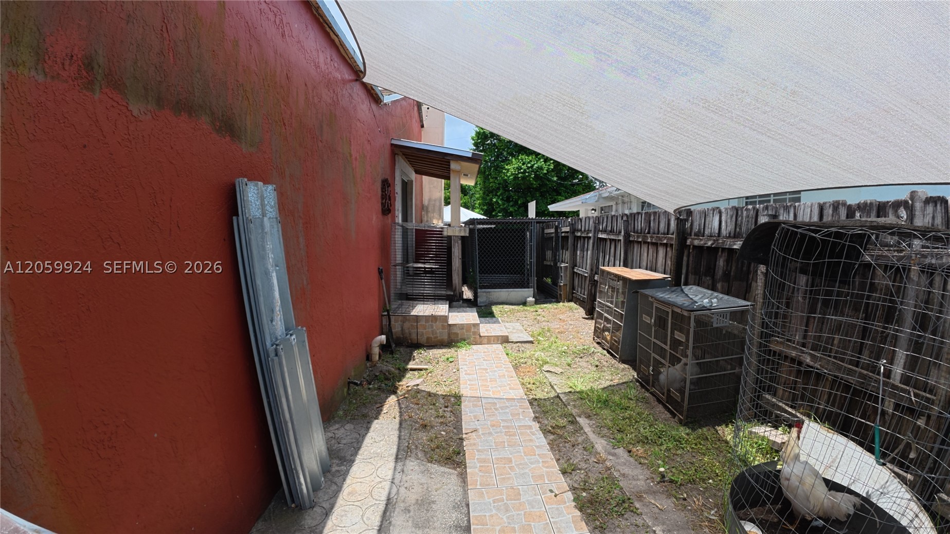 VENETIAN GARDENS ACRESPB - Residential