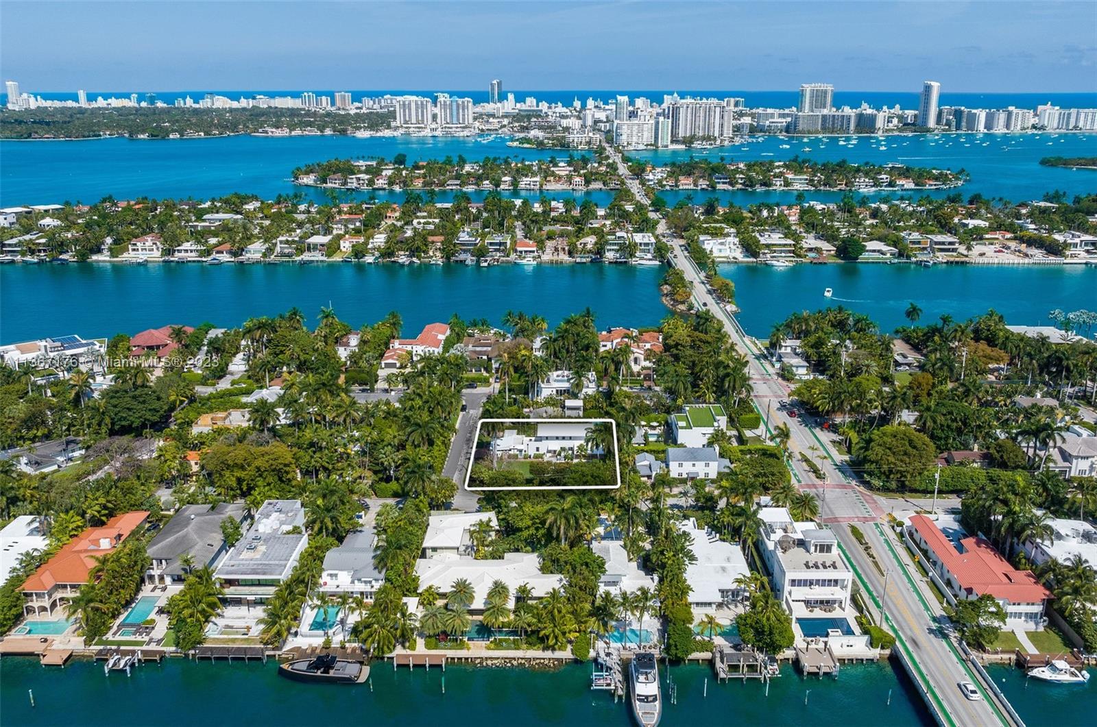 SAN MARINO ISLAND - Residential