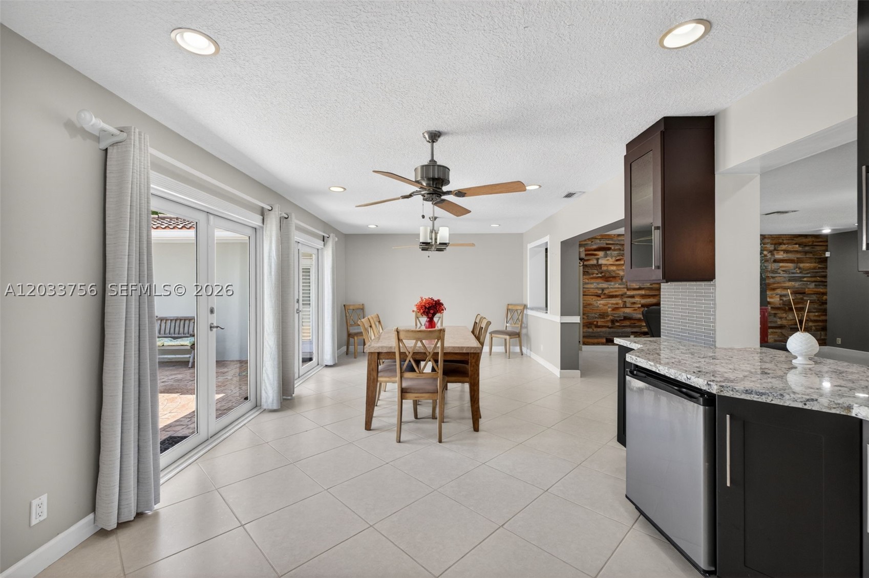 MARIE VILLA AMEN PLAT - Residential