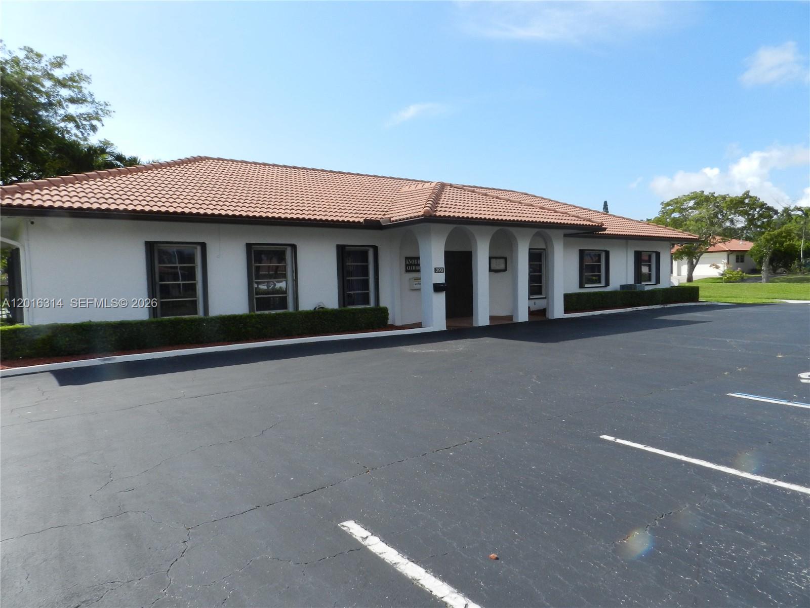 KNOB HILL SUB - Residential
