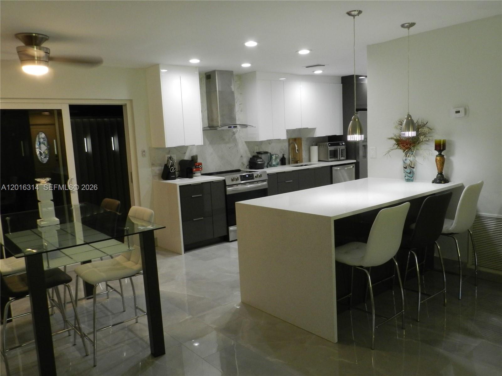 KNOB HILL SUB - Residential