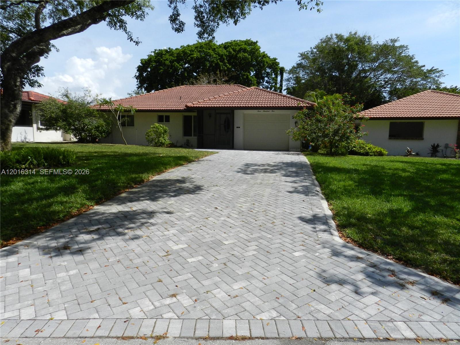 KNOB HILL SUB - Residential