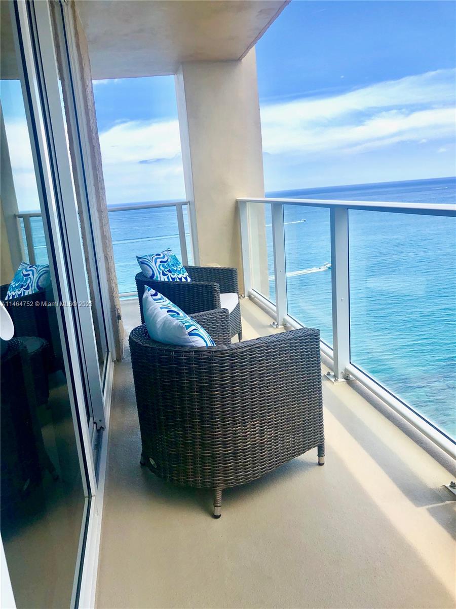 AQUARIUS CONDO - Residential Lease