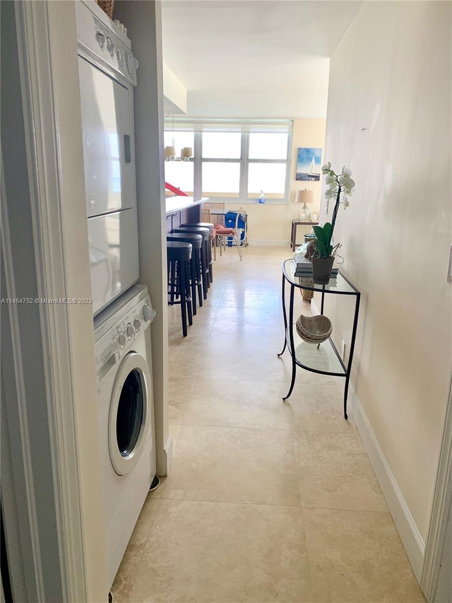 AQUARIUS CONDO - Residential Lease