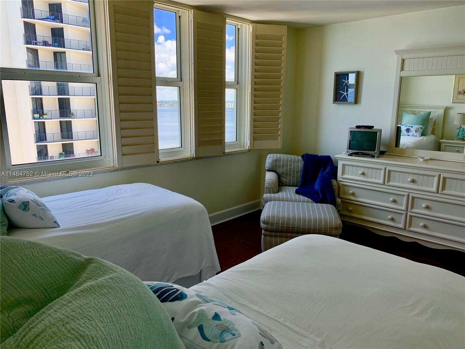 AQUARIUS CONDO - Residential Lease