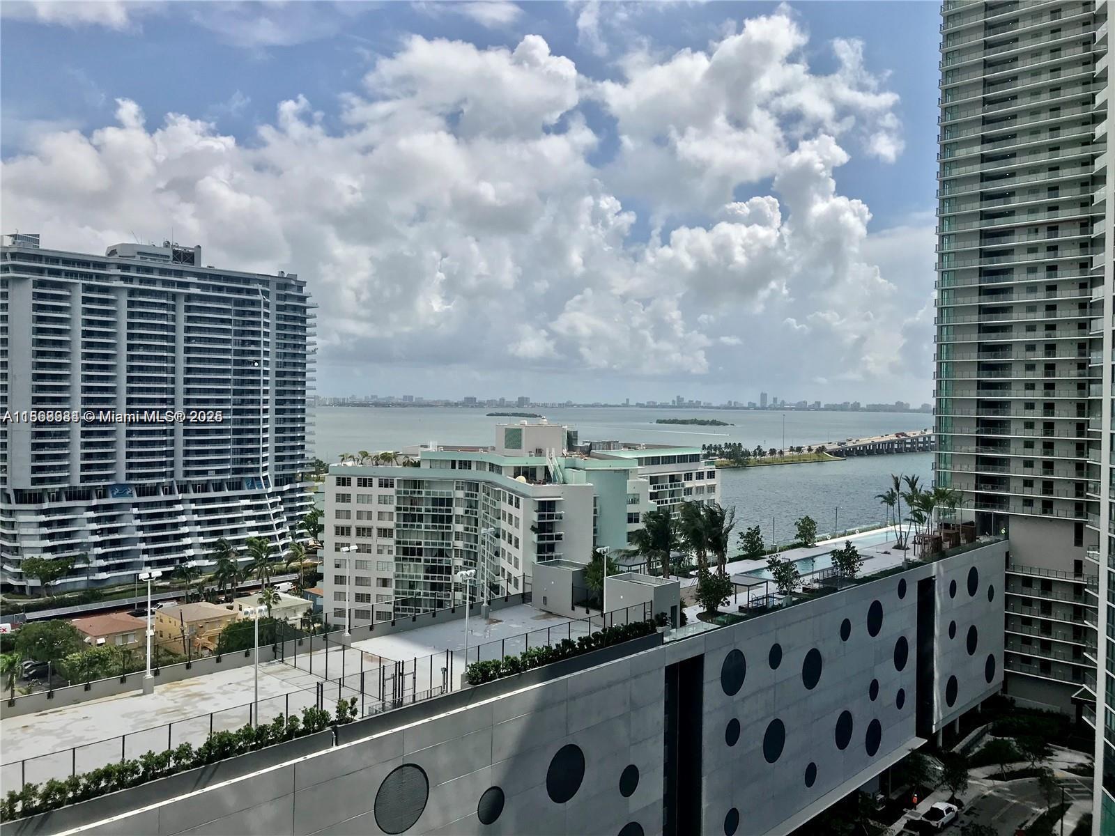 PARAISO BAYVIEWS CONDO - Residential Lease