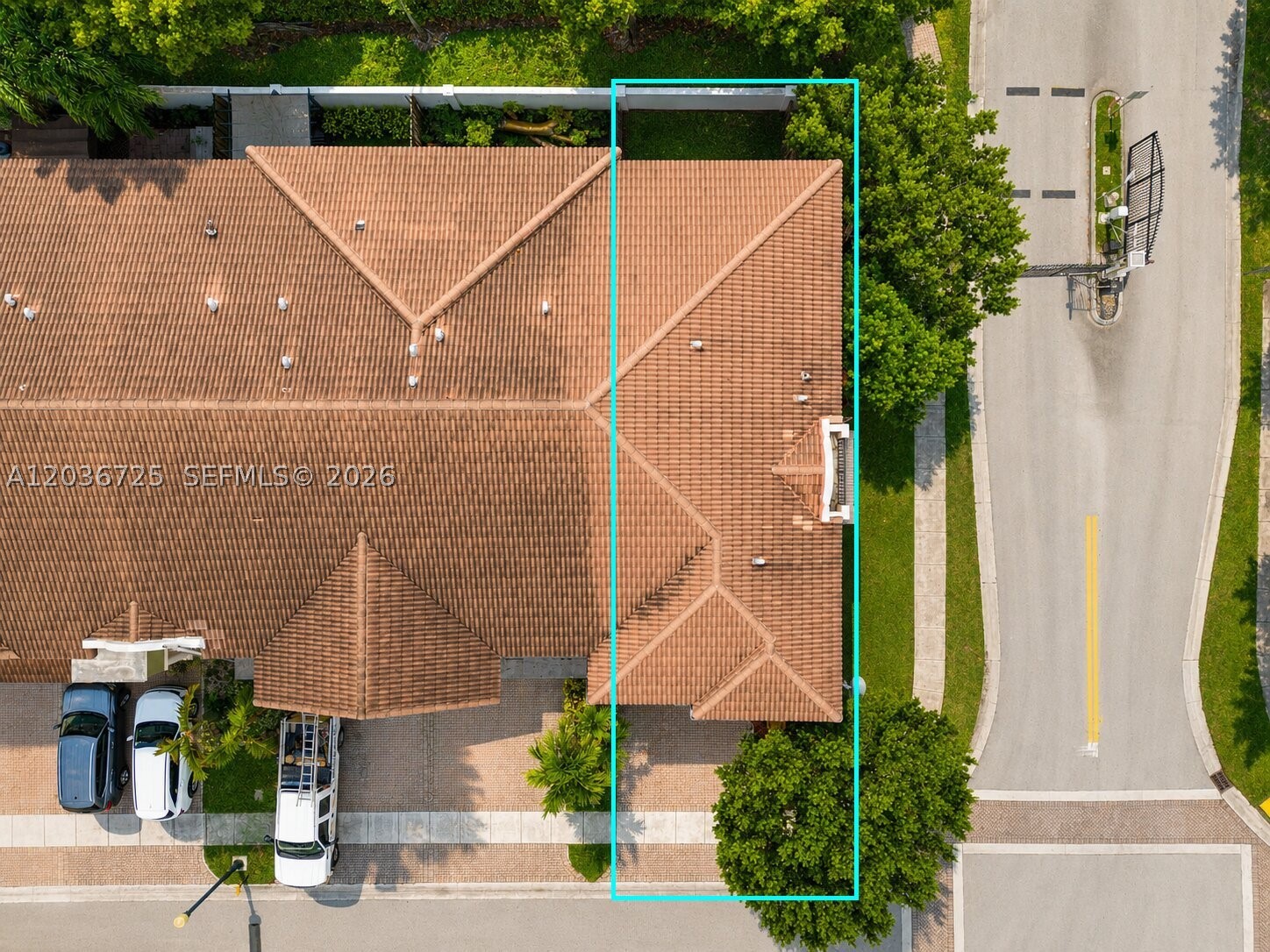 FLORENCE AT CRYSTAL LAKES - Residential