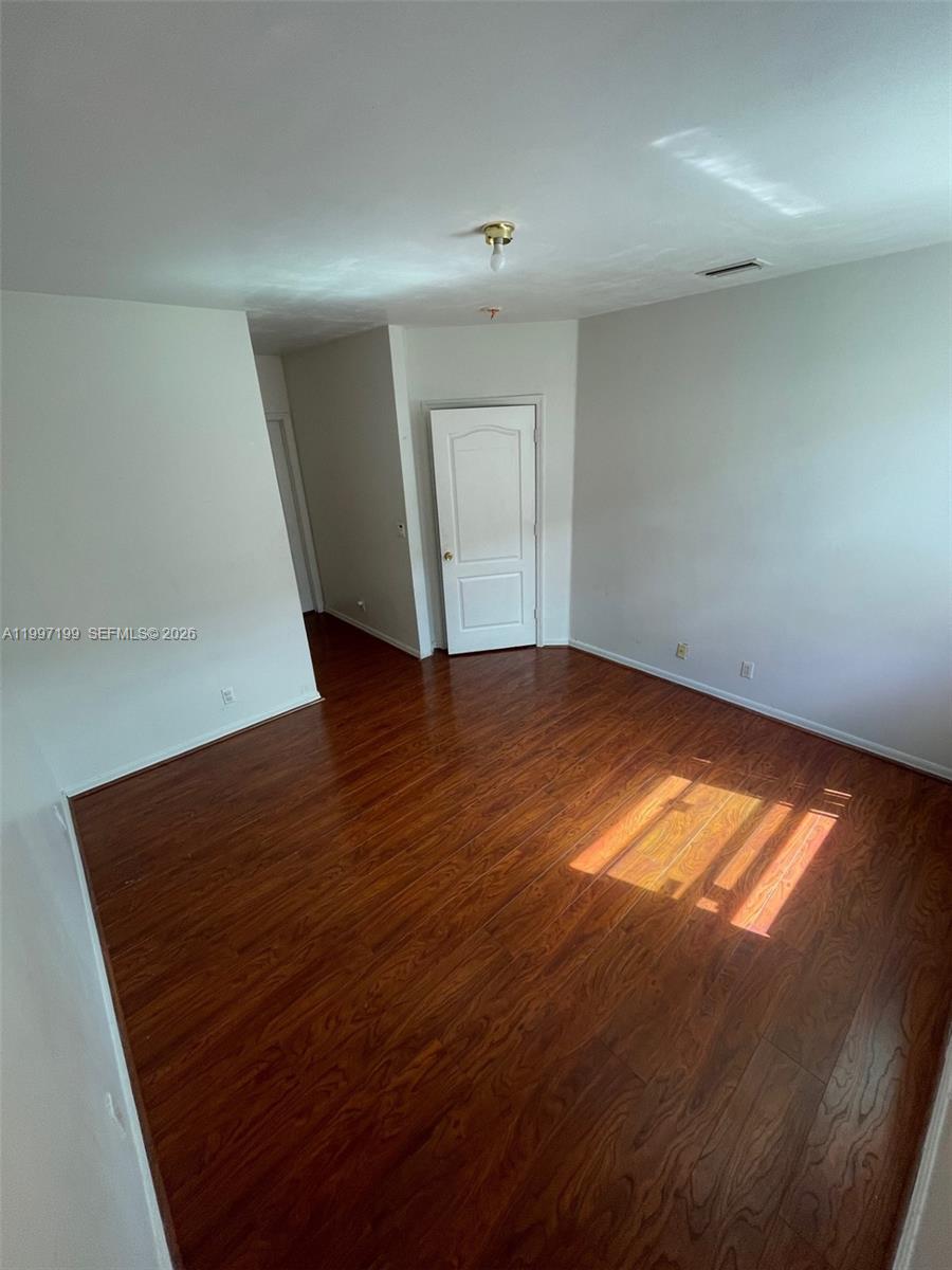 SIERRA RIDGE CONDO M-41 - Residential