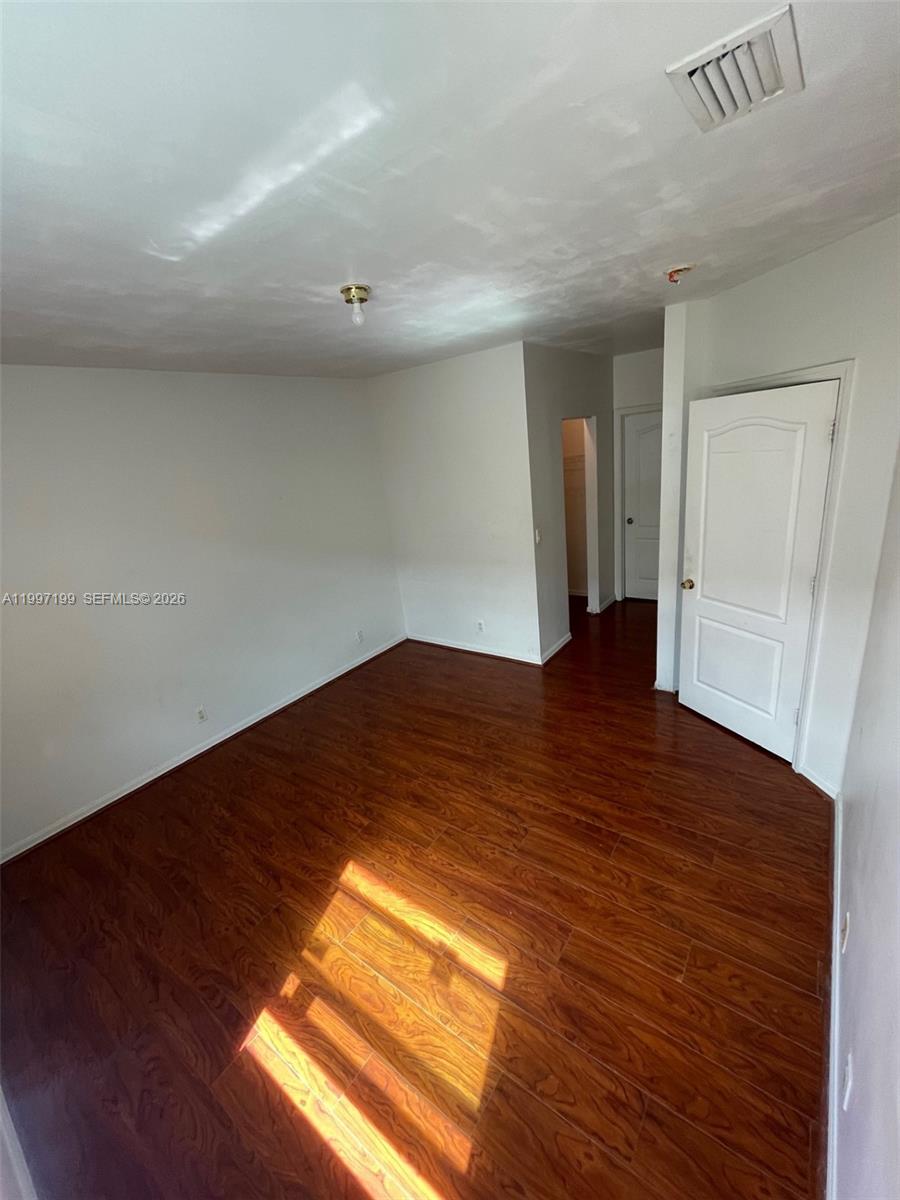 SIERRA RIDGE CONDO M-41 - Residential