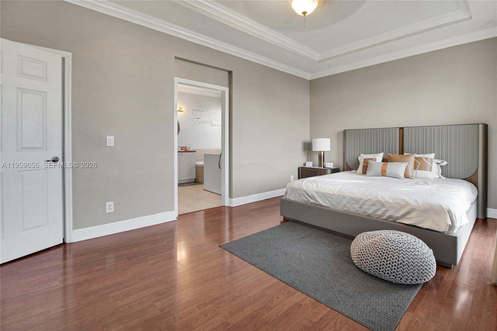 ESCADA - Residential