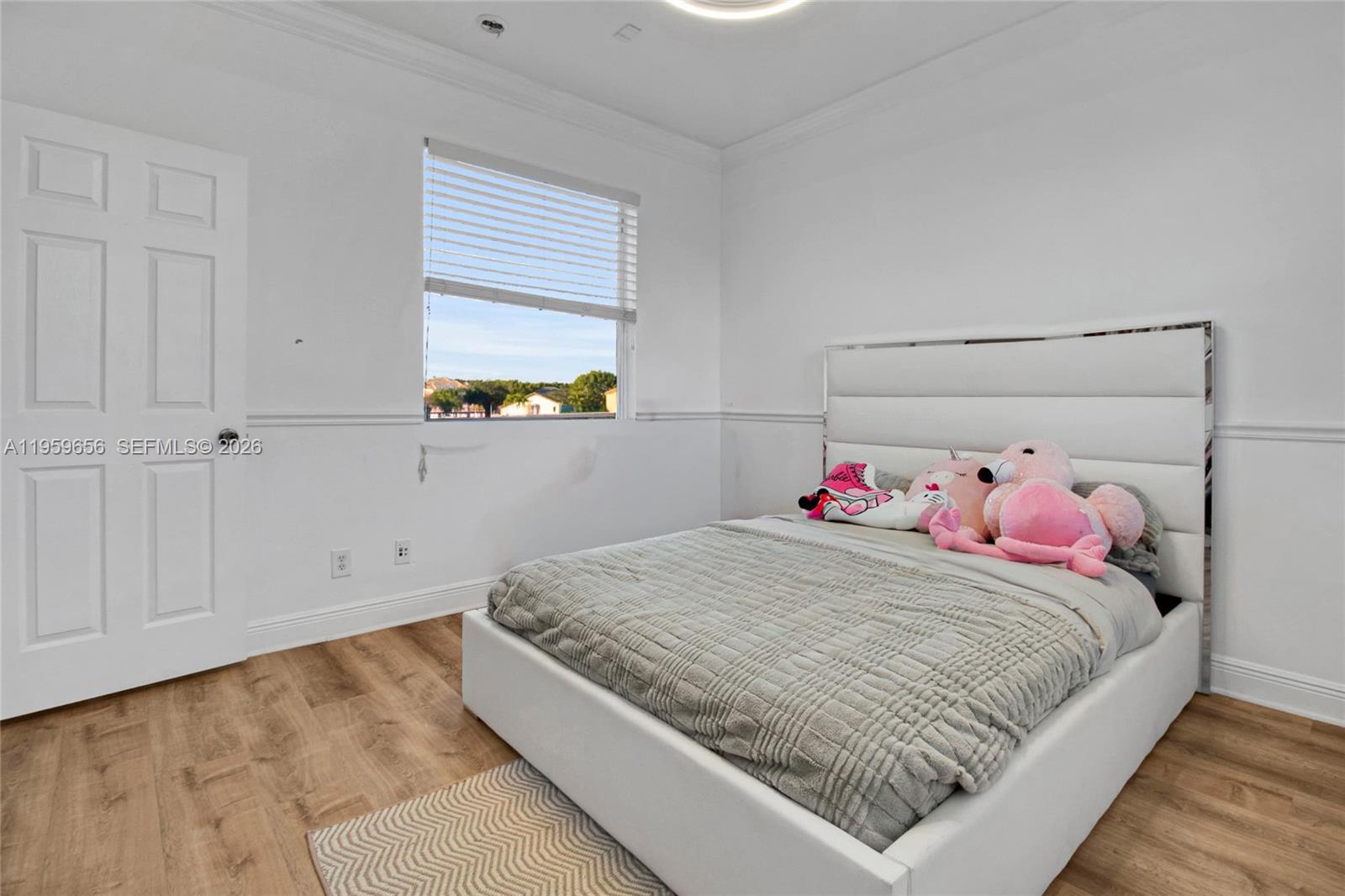 ESCADA - Residential