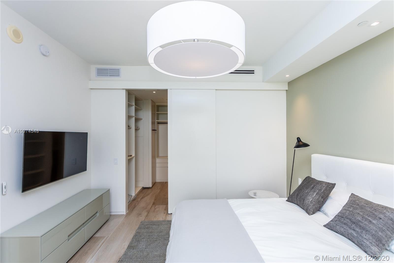 BAL HARBOUR NORTH SOUTH C - Residential