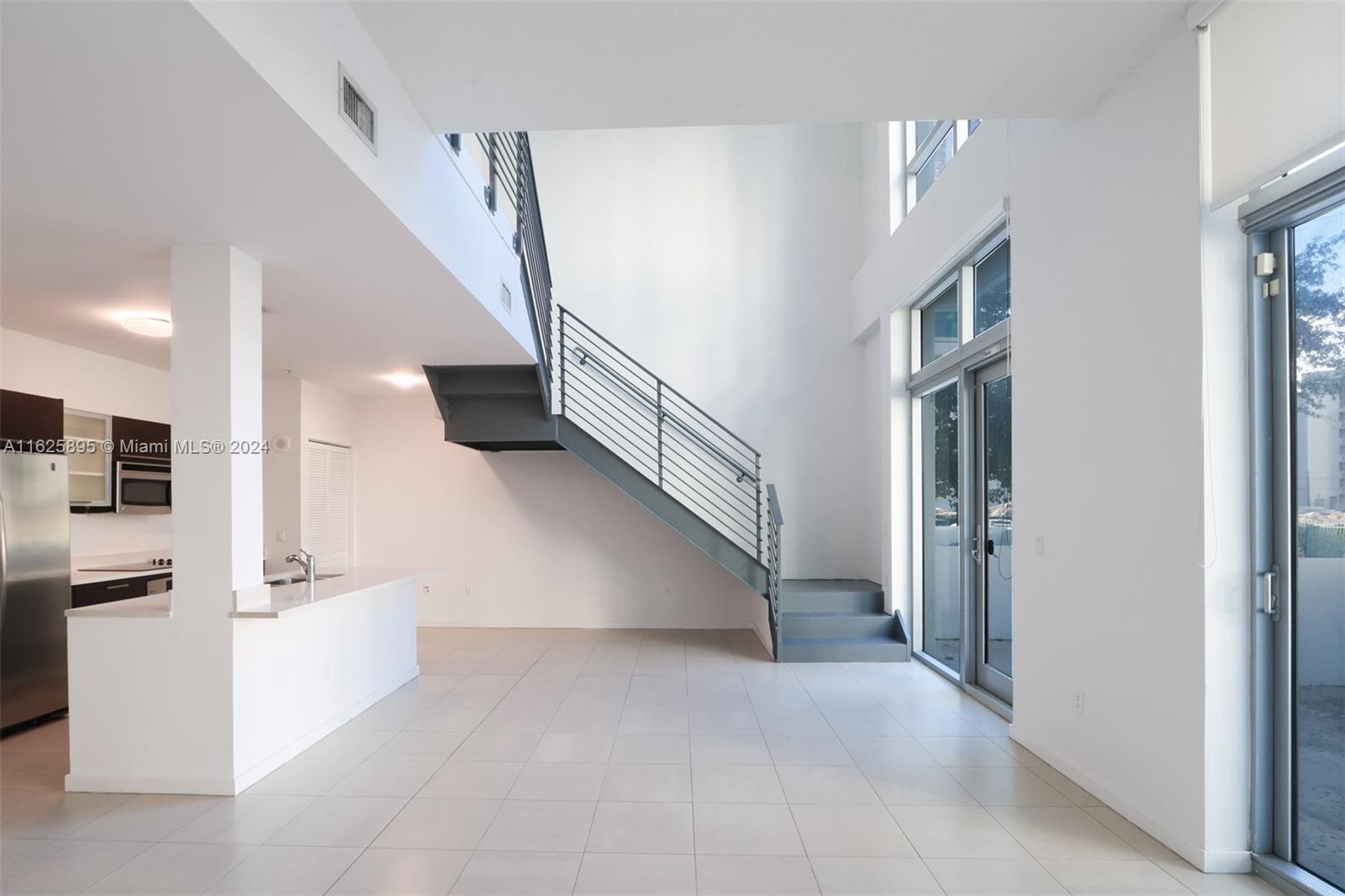 GALLERY ART CONDO - Residential Lease