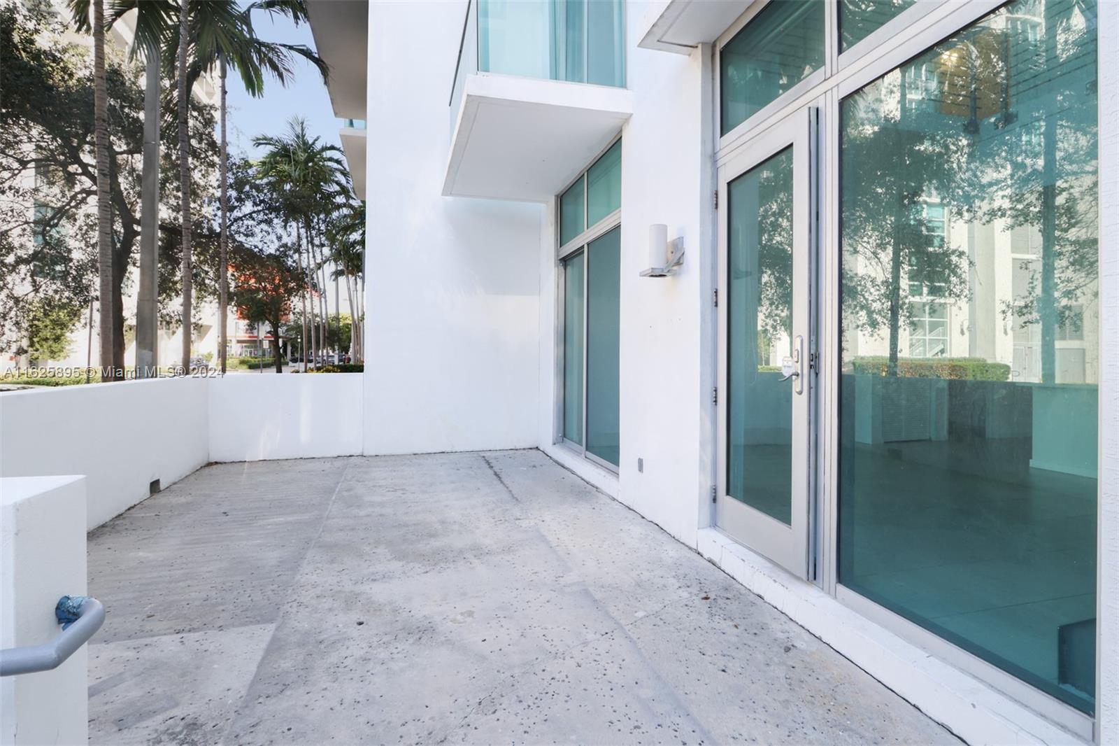 GALLERY ART CONDO - Residential Lease