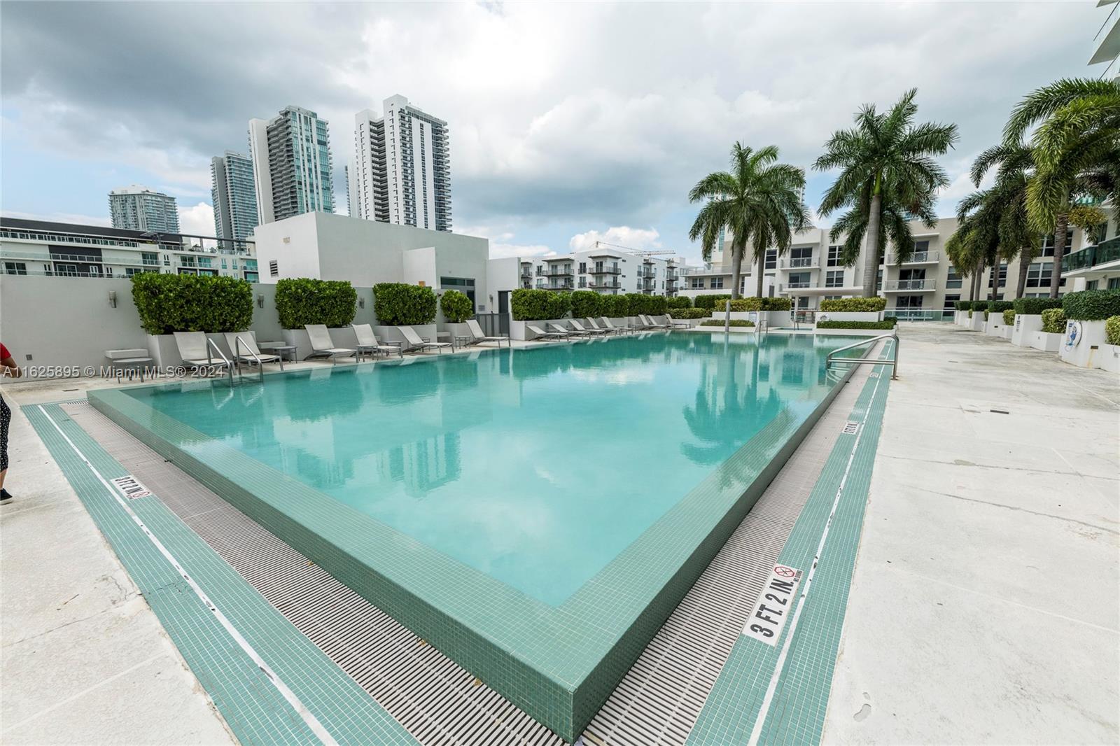 GALLERY ART CONDO - Residential Lease