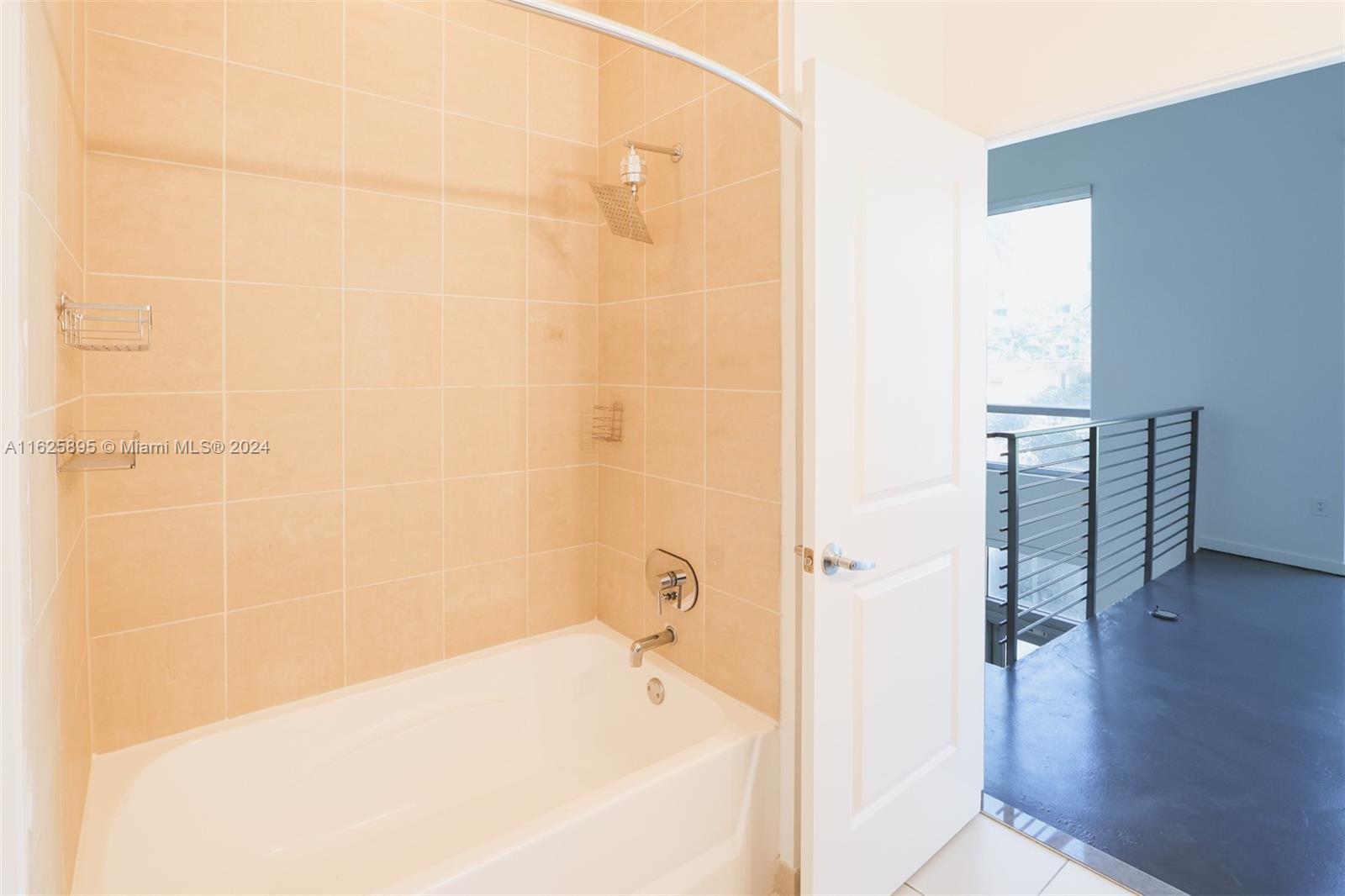 GALLERY ART CONDO - Residential Lease