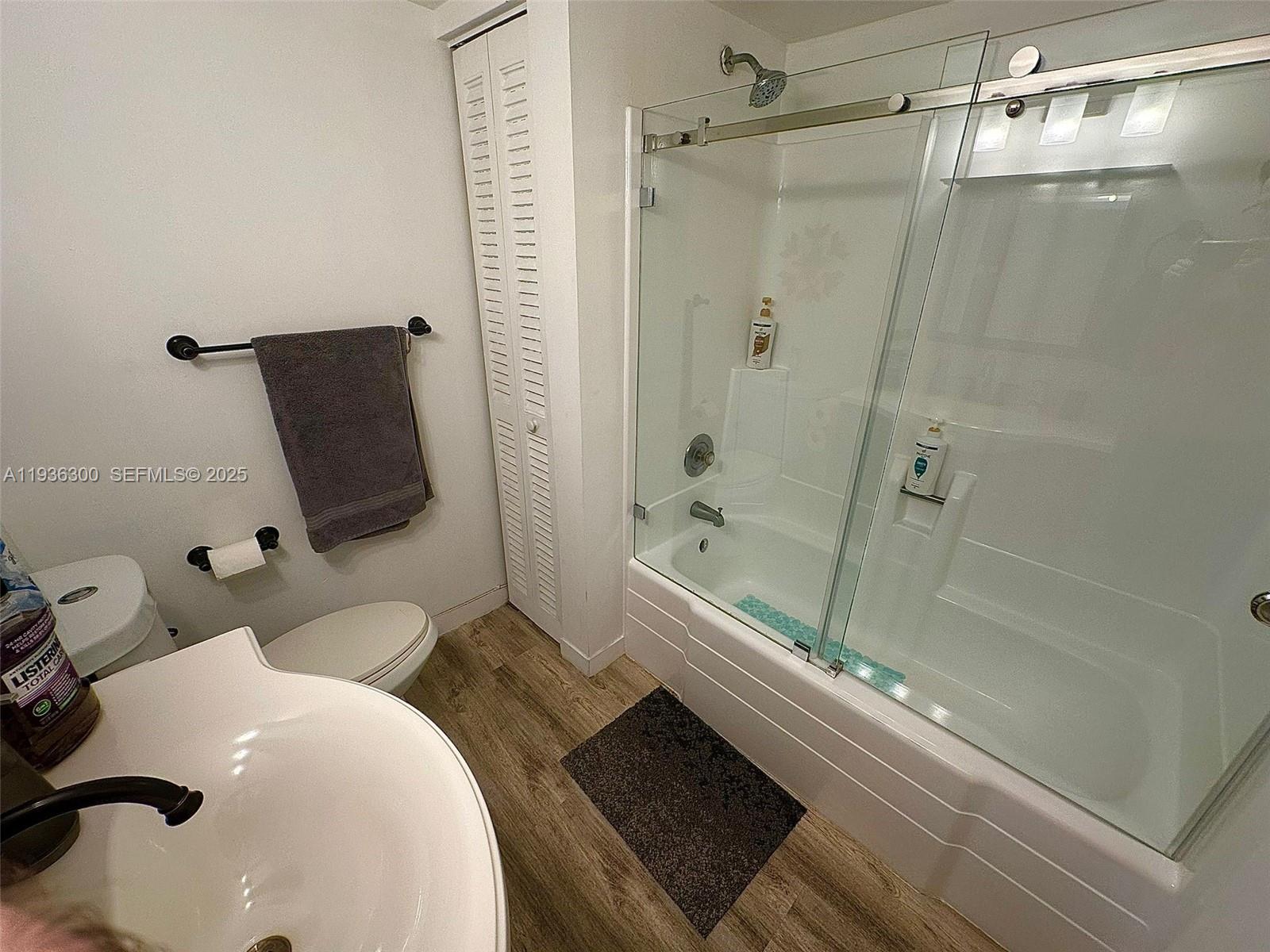 SAILBOAT CAY CONDO - Residential