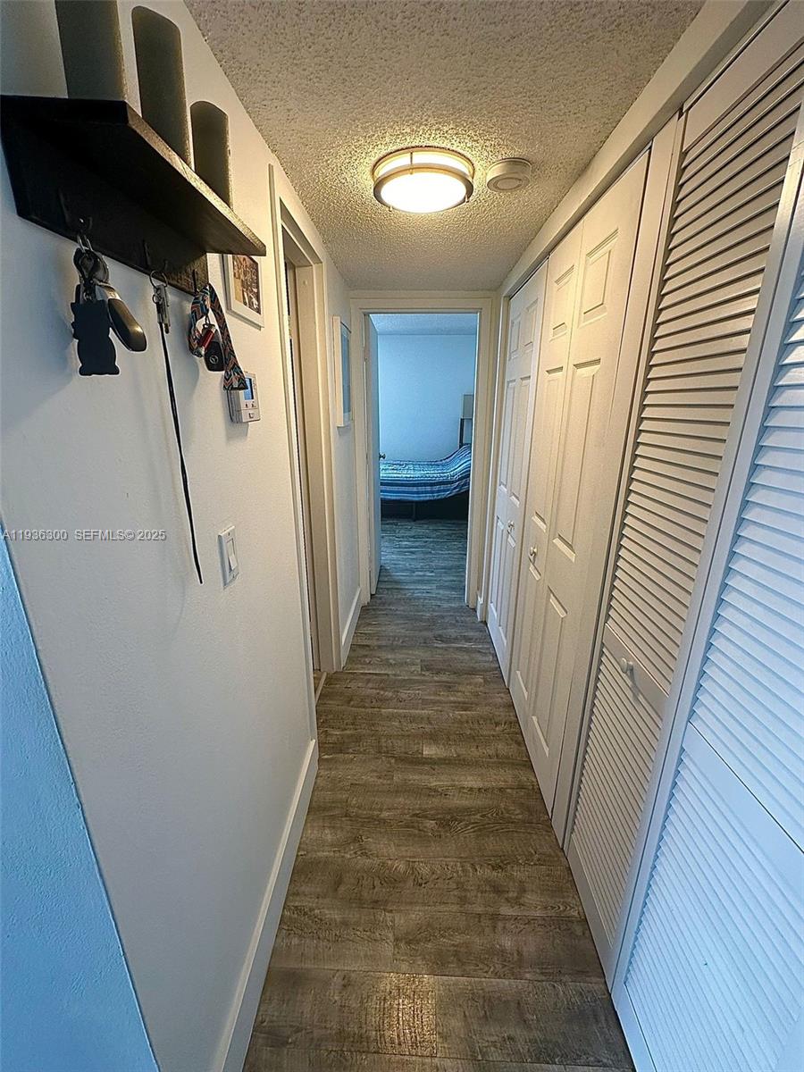 SAILBOAT CAY CONDO - Residential
