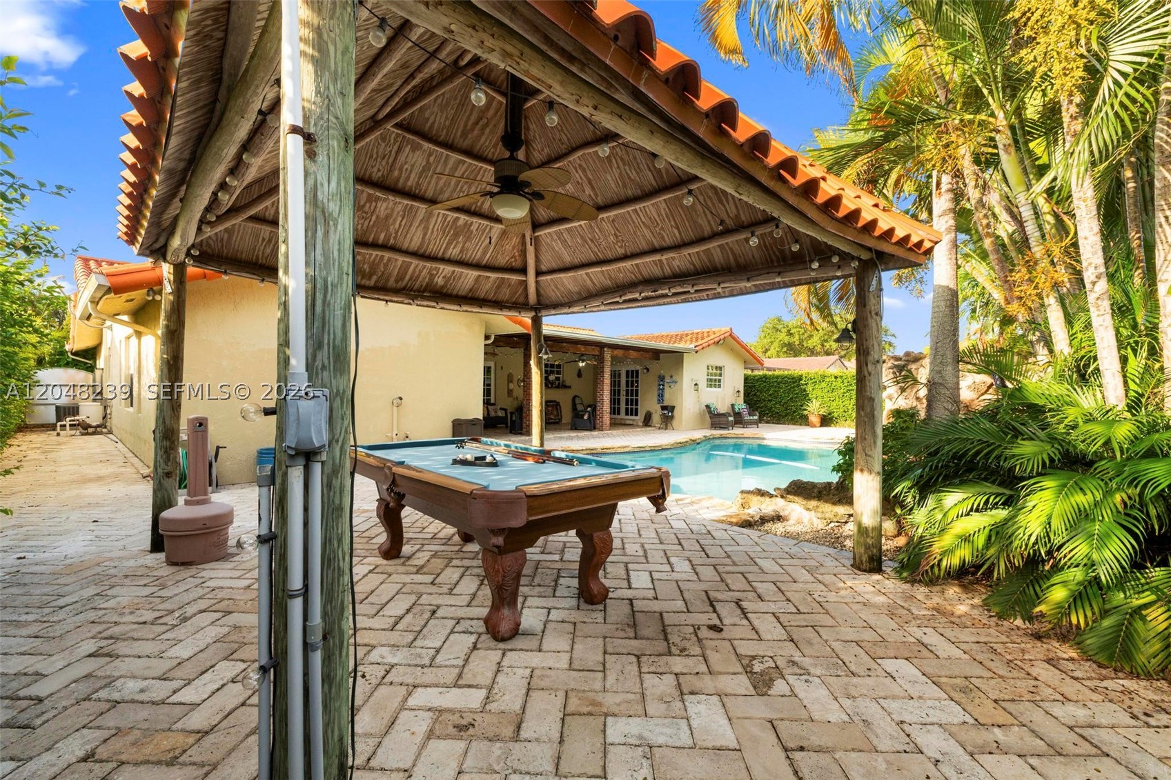 BIRD VILLAS SUB - Residential Lease