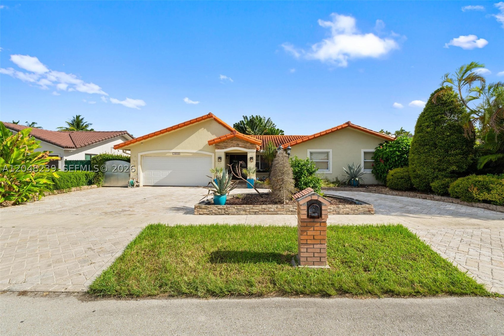 BIRD VILLAS SUB - Residential Lease