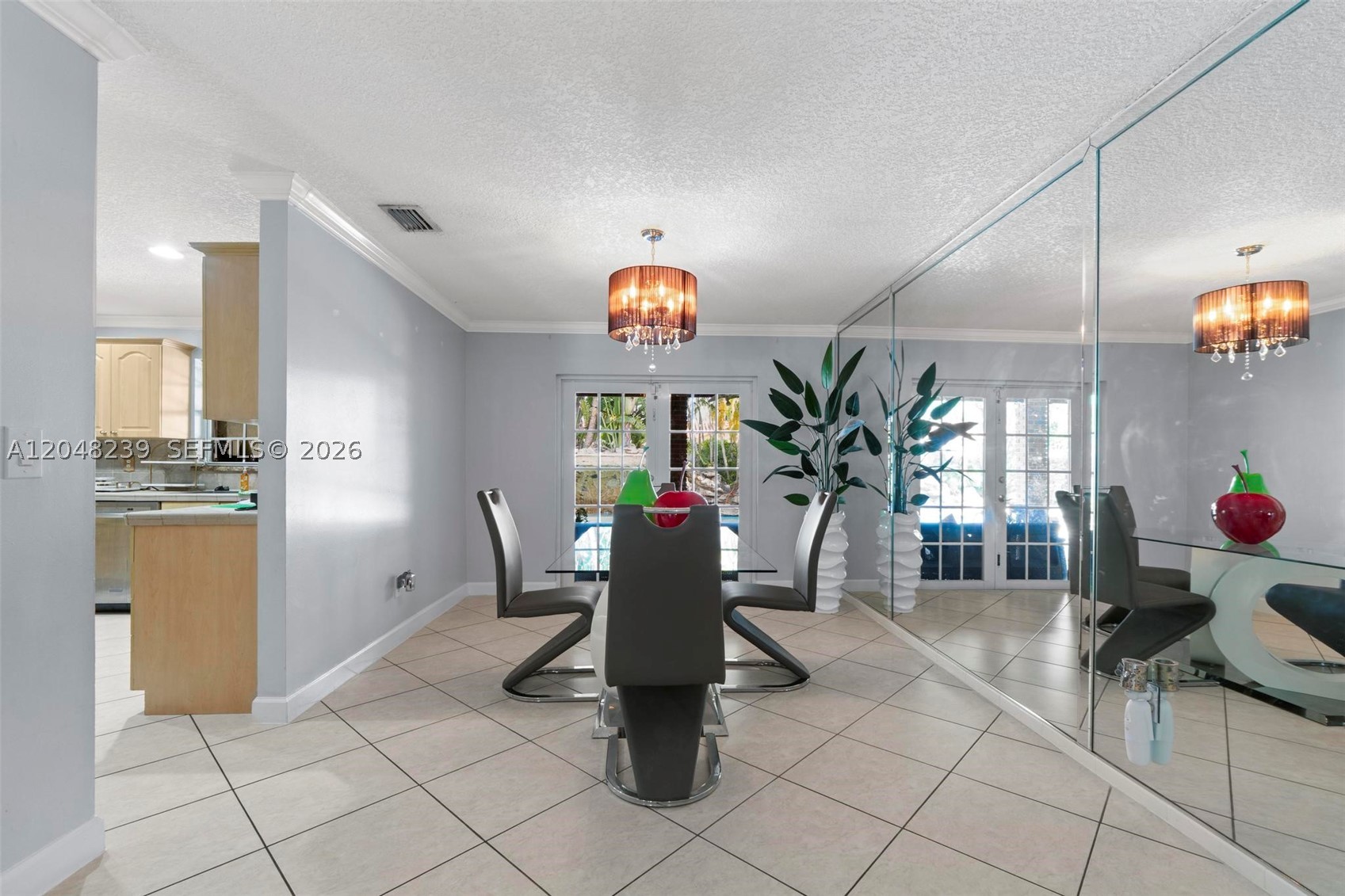 BIRD VILLAS SUB - Residential Lease
