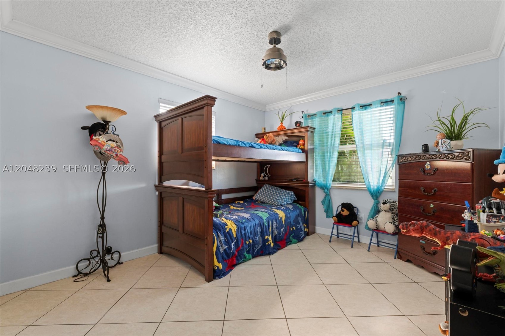 BIRD VILLAS SUB - Residential Lease