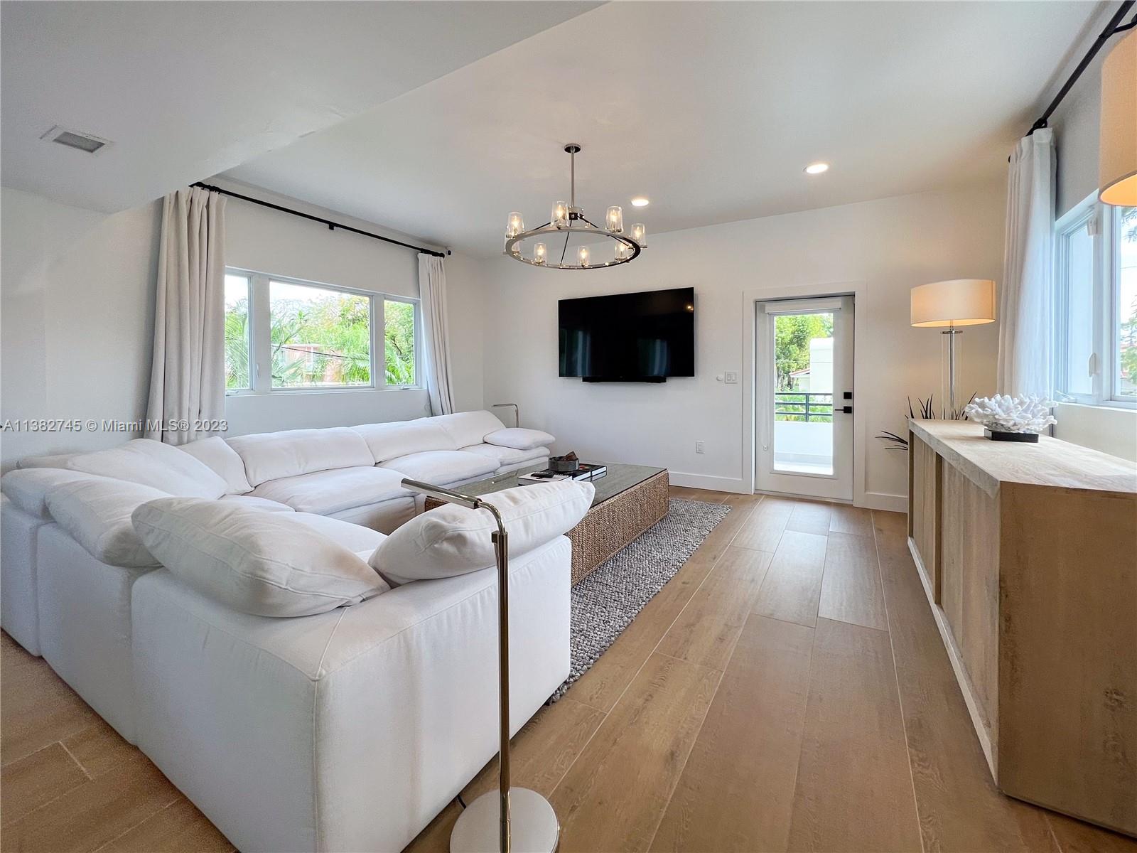 ROCKERMAN HEIGHTS - Residential