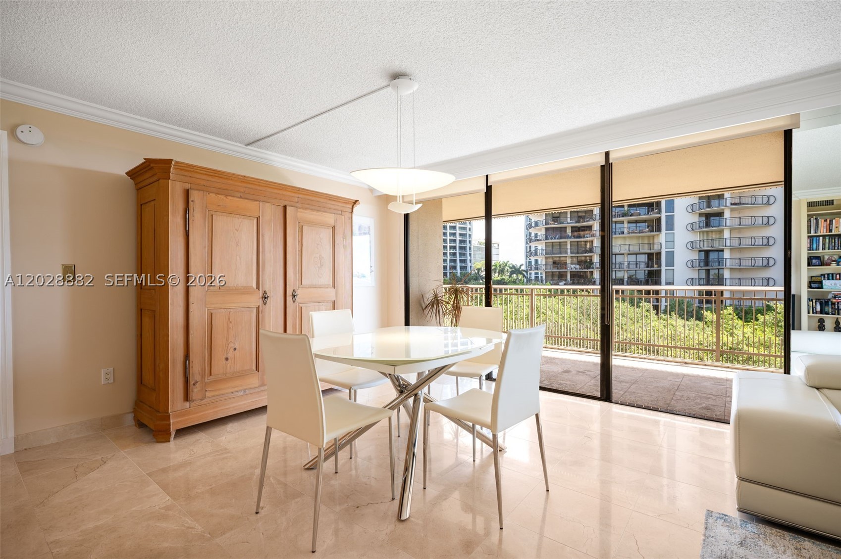 YACHT HARBOUR CONDO - Residential