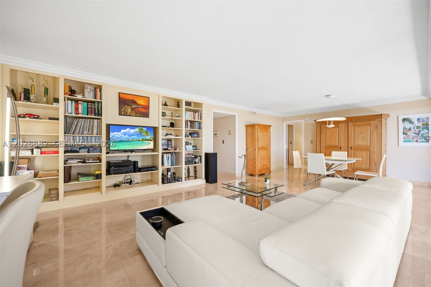 YACHT HARBOUR CONDO - Residential