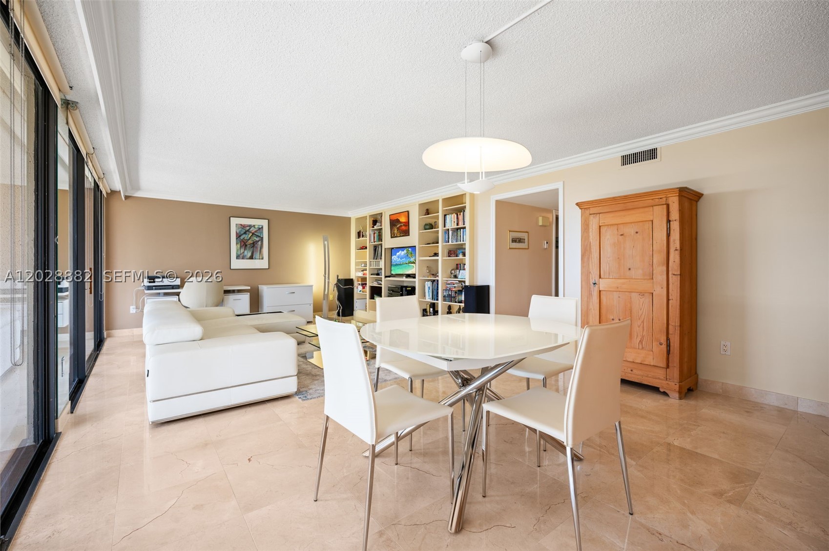 YACHT HARBOUR CONDO - Residential