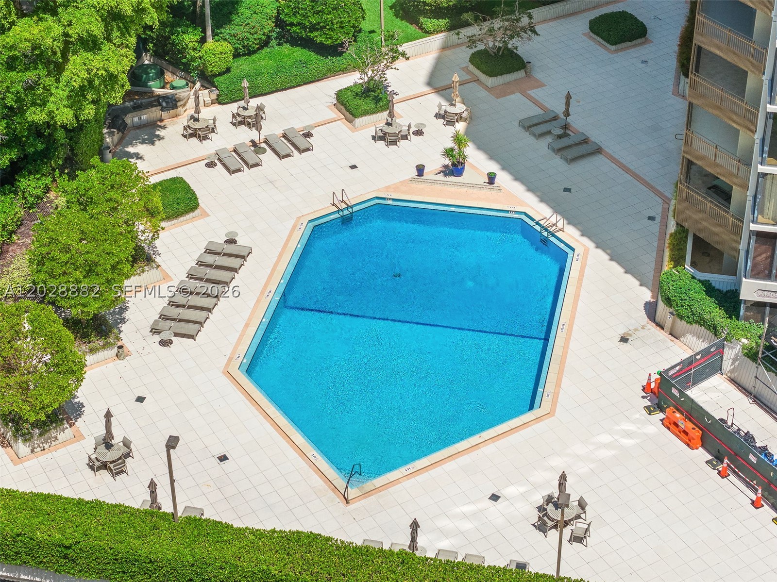 YACHT HARBOUR CONDO - Residential