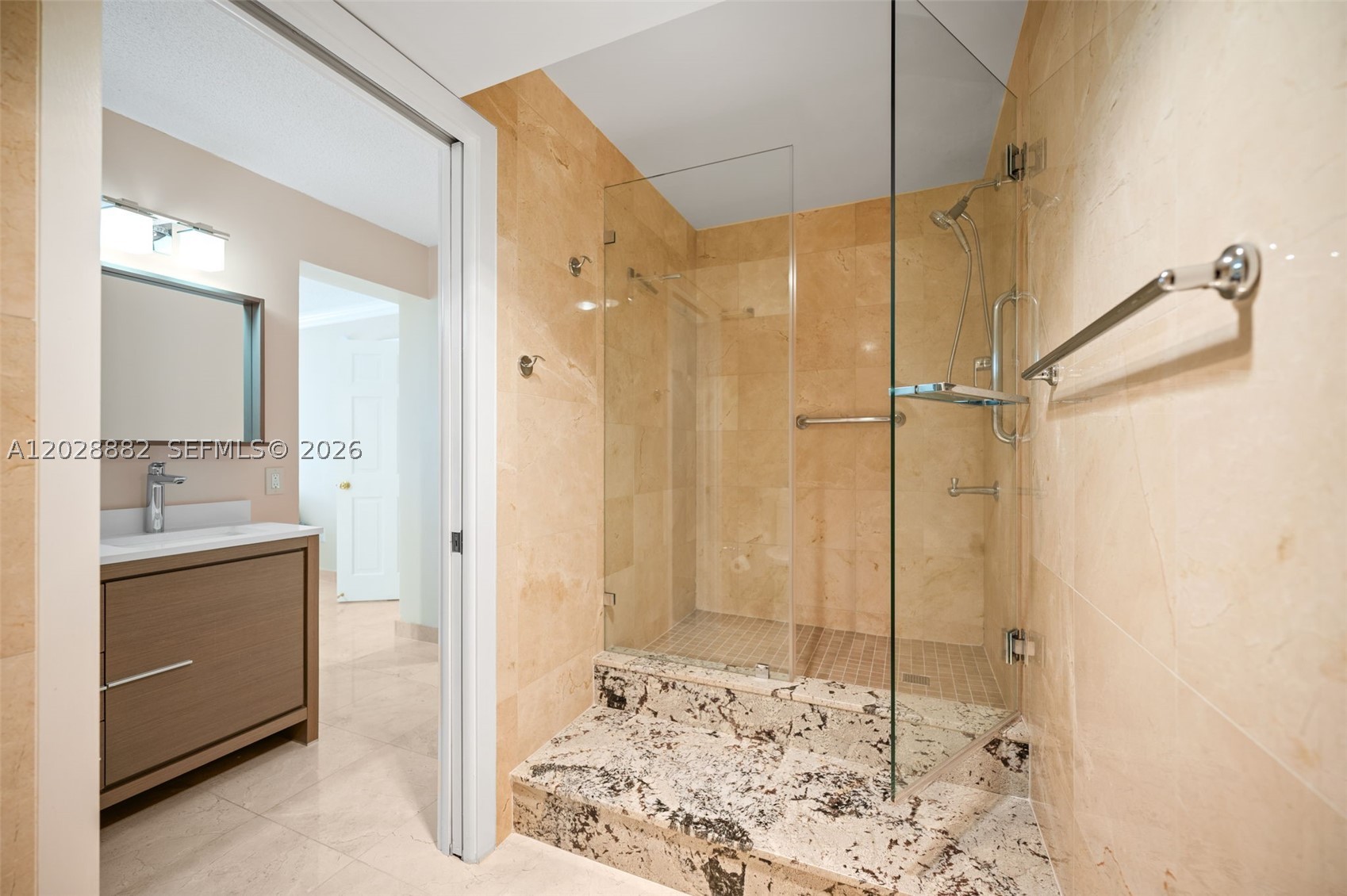 YACHT HARBOUR CONDO - Residential