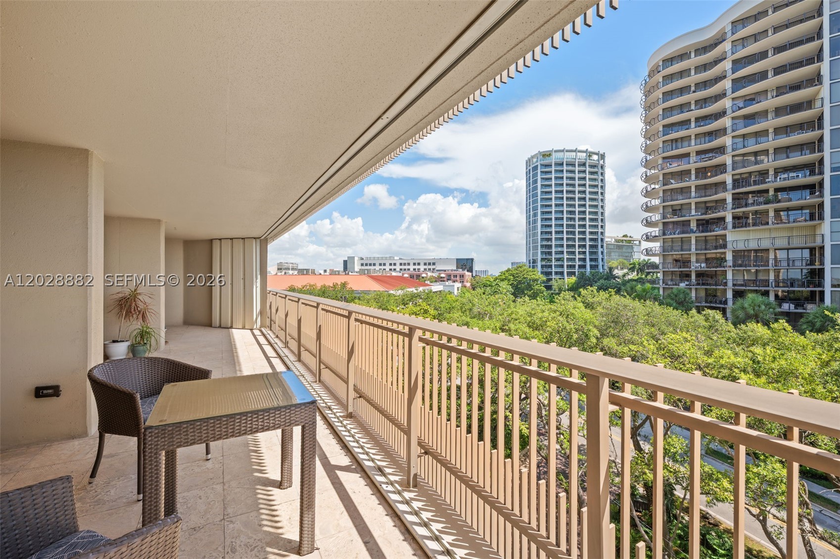 YACHT HARBOUR CONDO - Residential