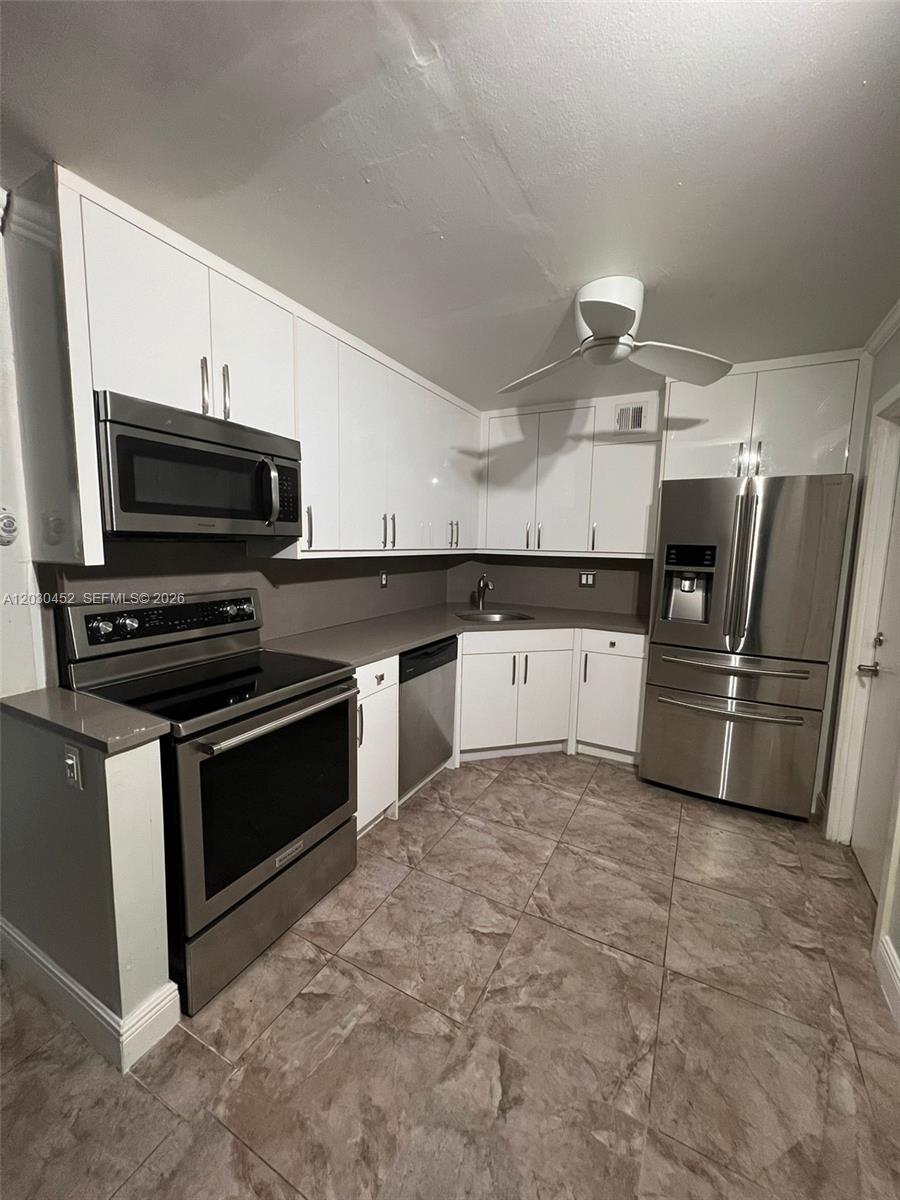 MANOR GROVE VILLAGE TWO C - Residential Lease