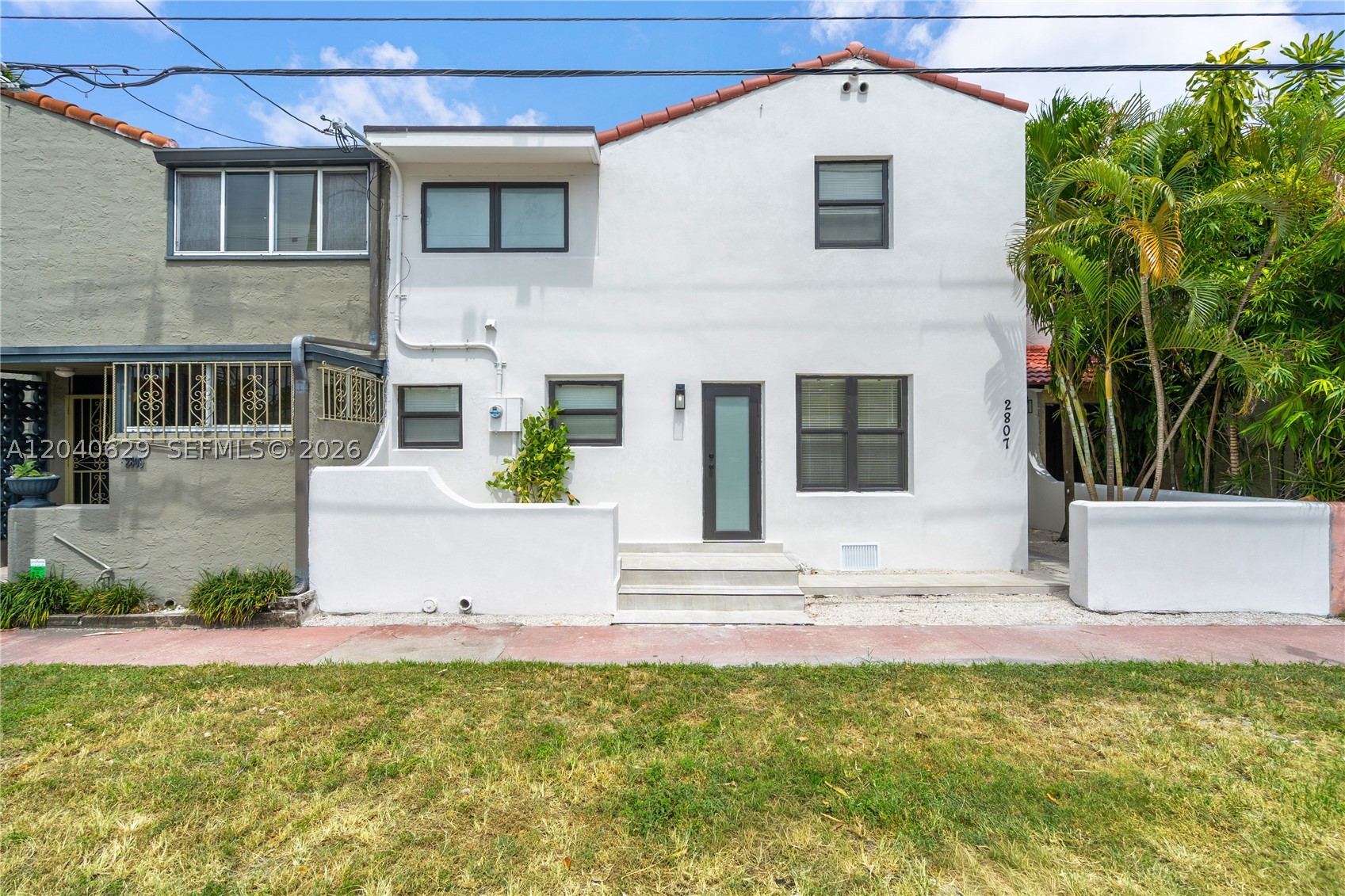 SALIDOR COURT - Residential