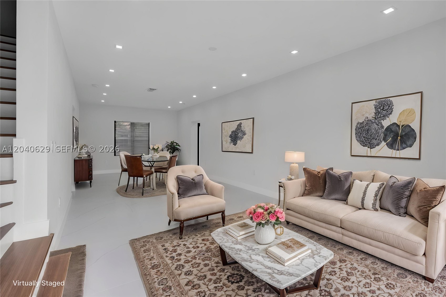 SALIDOR COURT - Residential