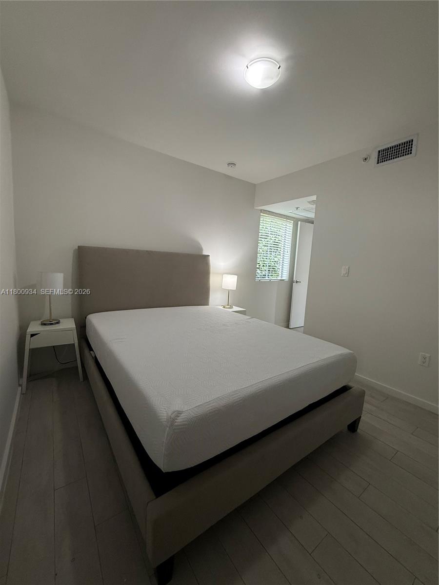 LINCOLN SUB - Residential