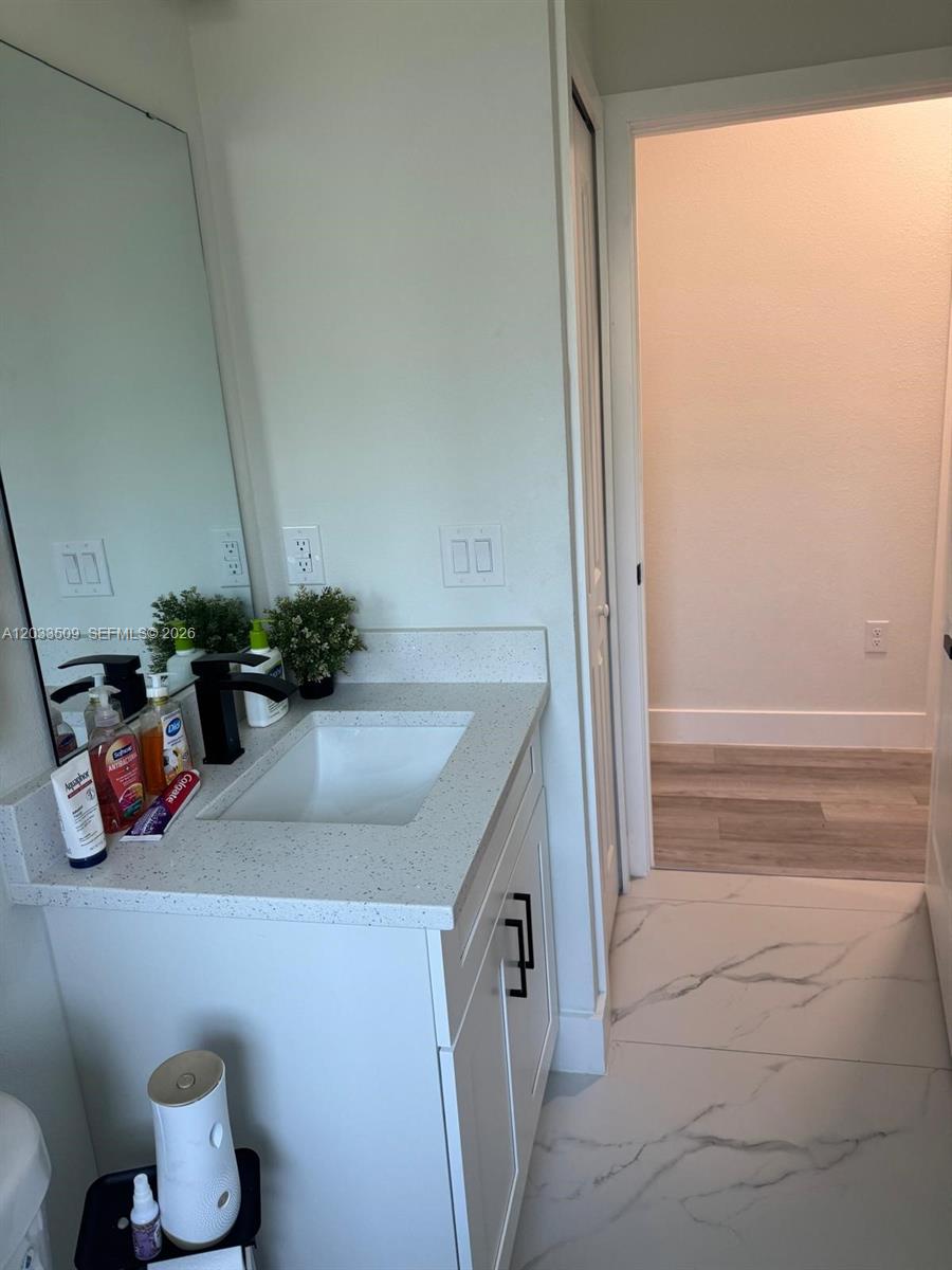 RAINBOW LAKES ESTATES SEC - Residential