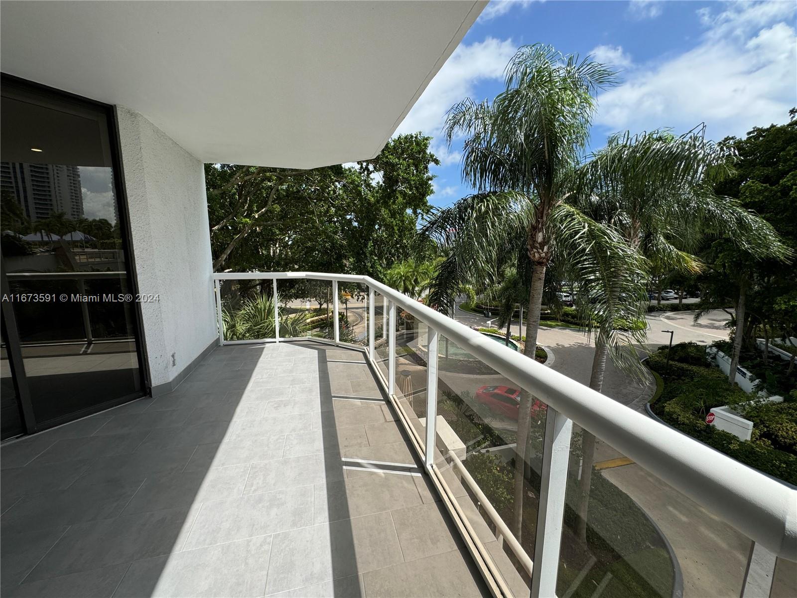 PORTSVIEW @ THE WATERWAYS - Residential