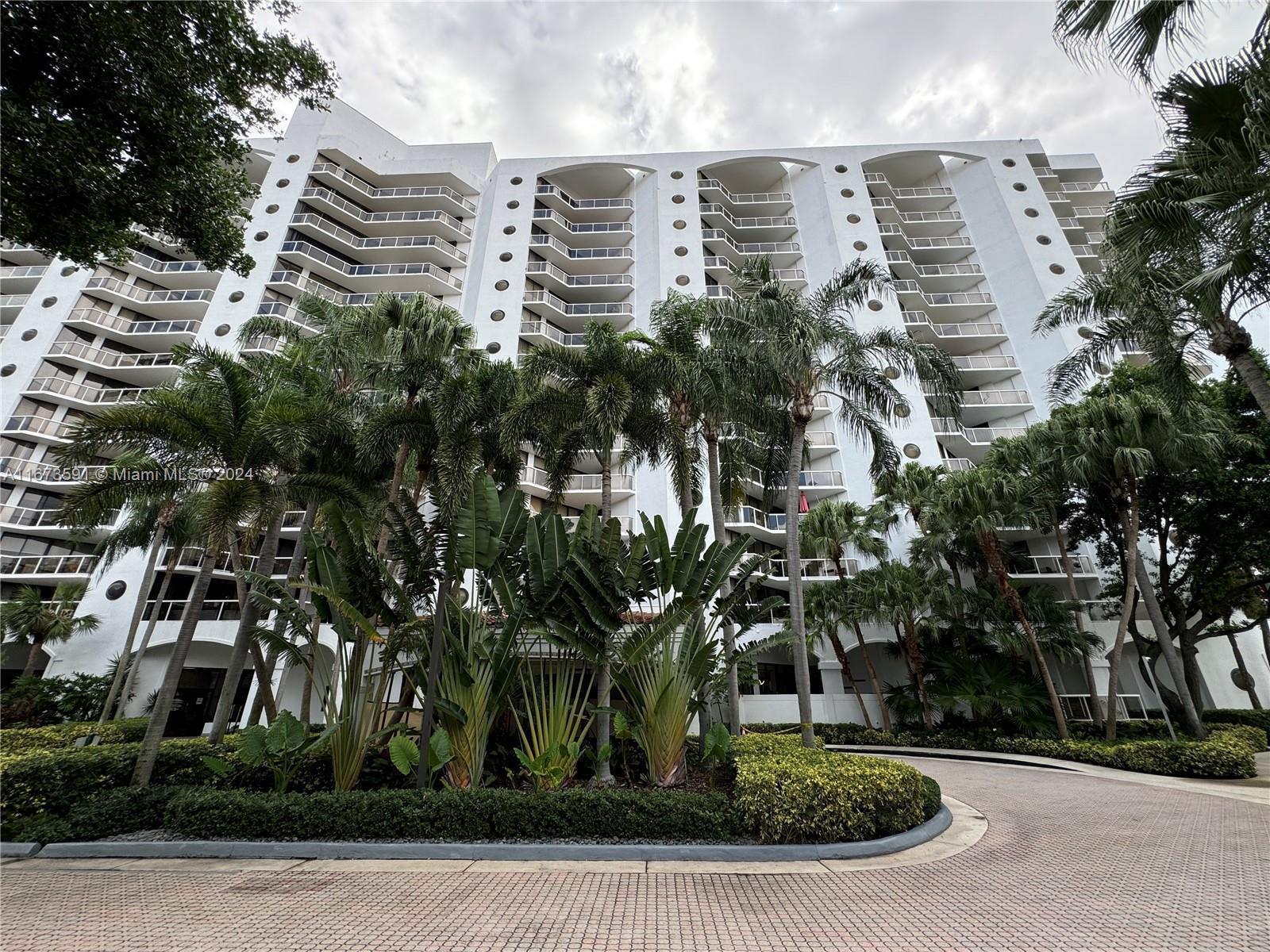 PORTSVIEW @ THE WATERWAYS - Residential