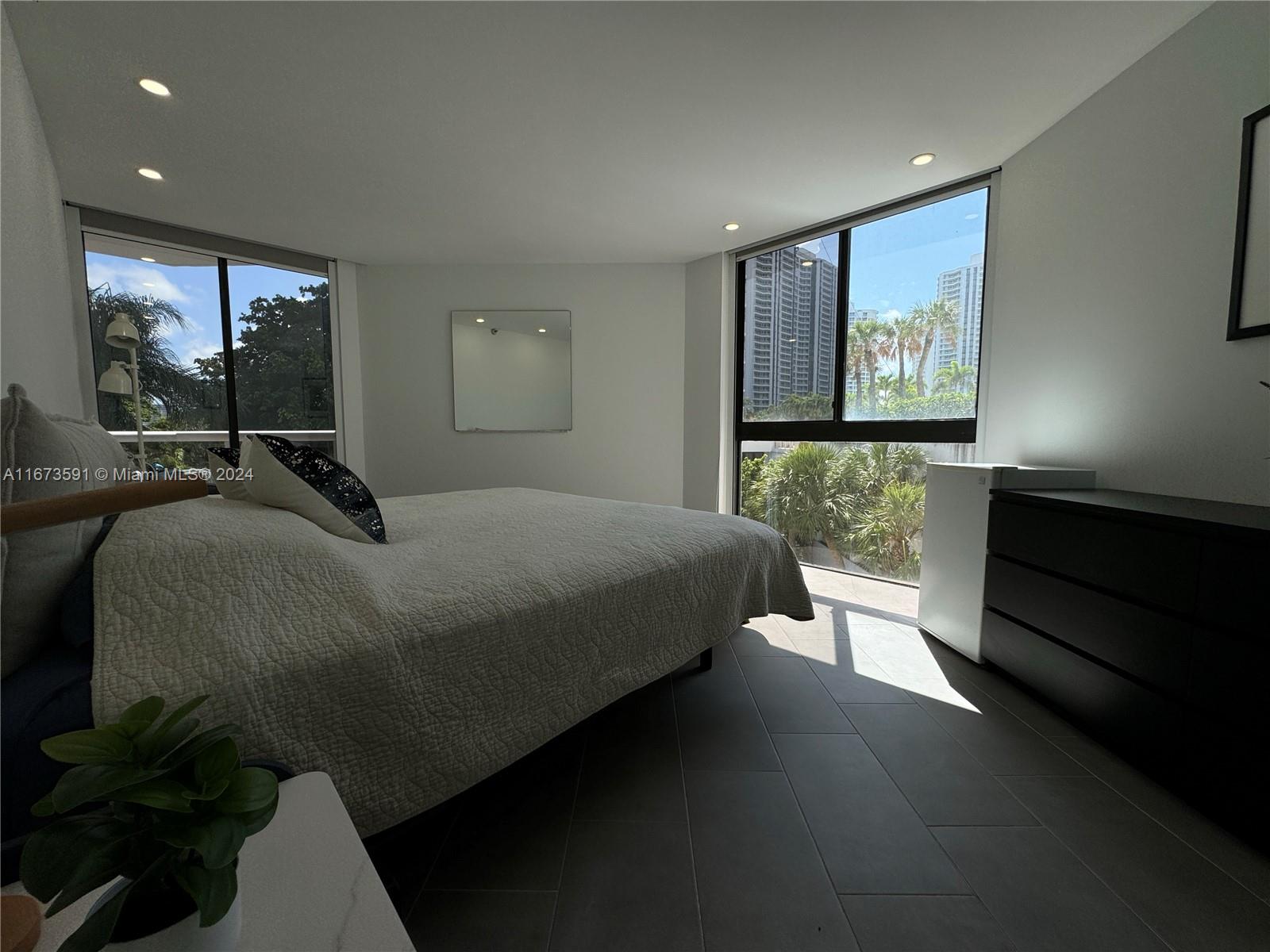 PORTSVIEW @ THE WATERWAYS - Residential