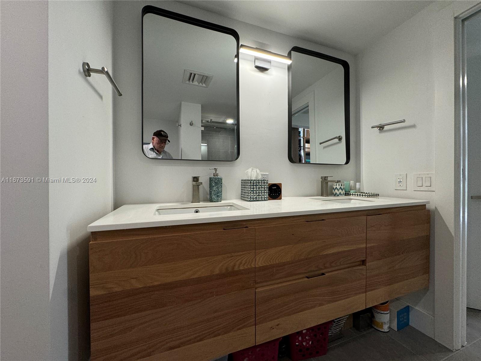 PORTSVIEW @ THE WATERWAYS - Residential