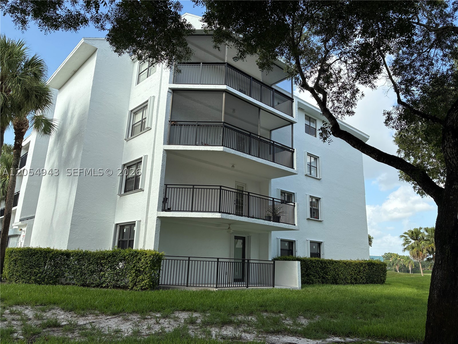 FAIRWAYS AT BONAVENTURE C - Residential